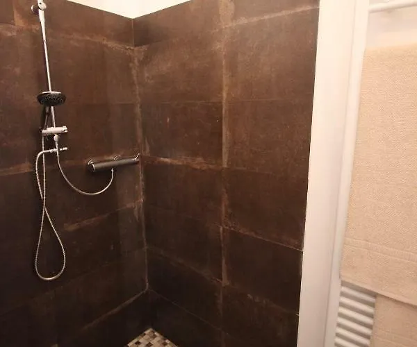 Oda ve Kahvaltı Il Leone Bianco Albenga